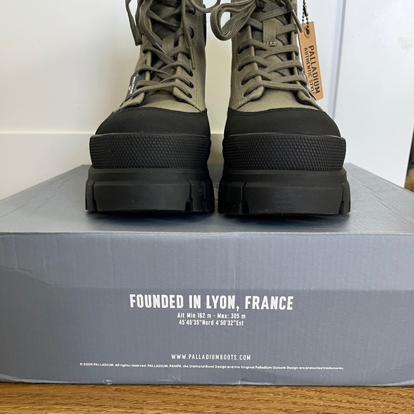 Brand New Palladium Revolt boot Hi in Olive Green 8.5 - Picture 2 of 8